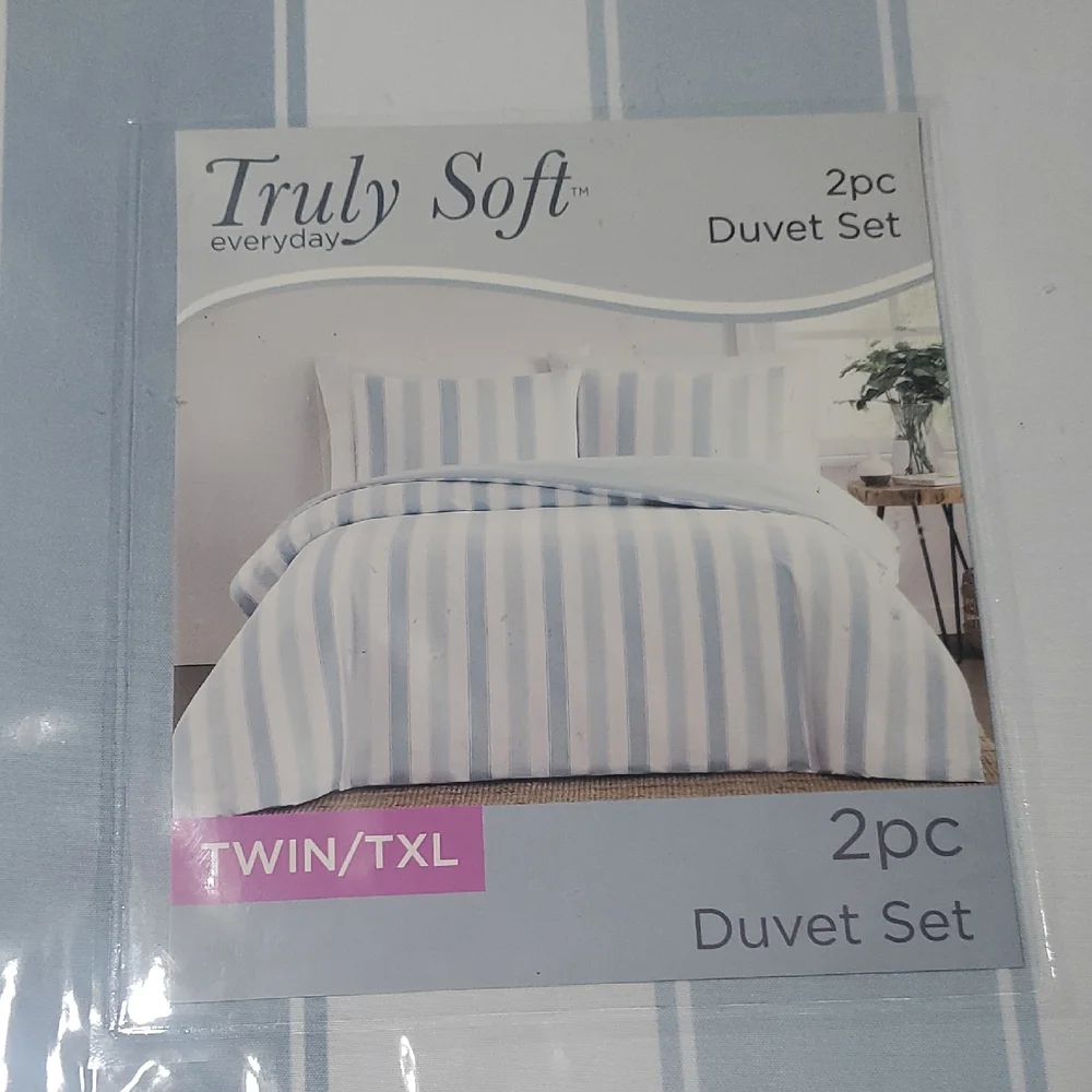 NEW Blue and White Duvet Set - Twin/TXL⁹